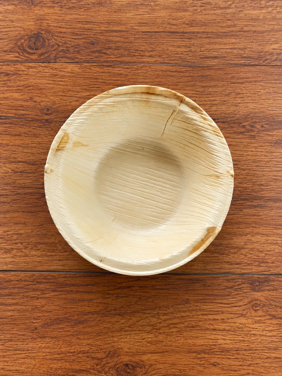 Areca leaf bowl, close-up view